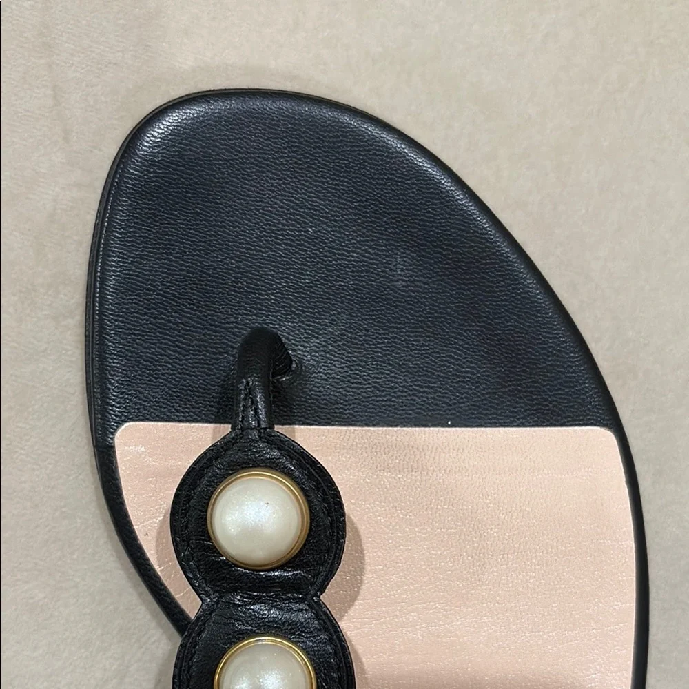 Gucci Black Sandals with Pearl Embellishments - Picture 9 of 14